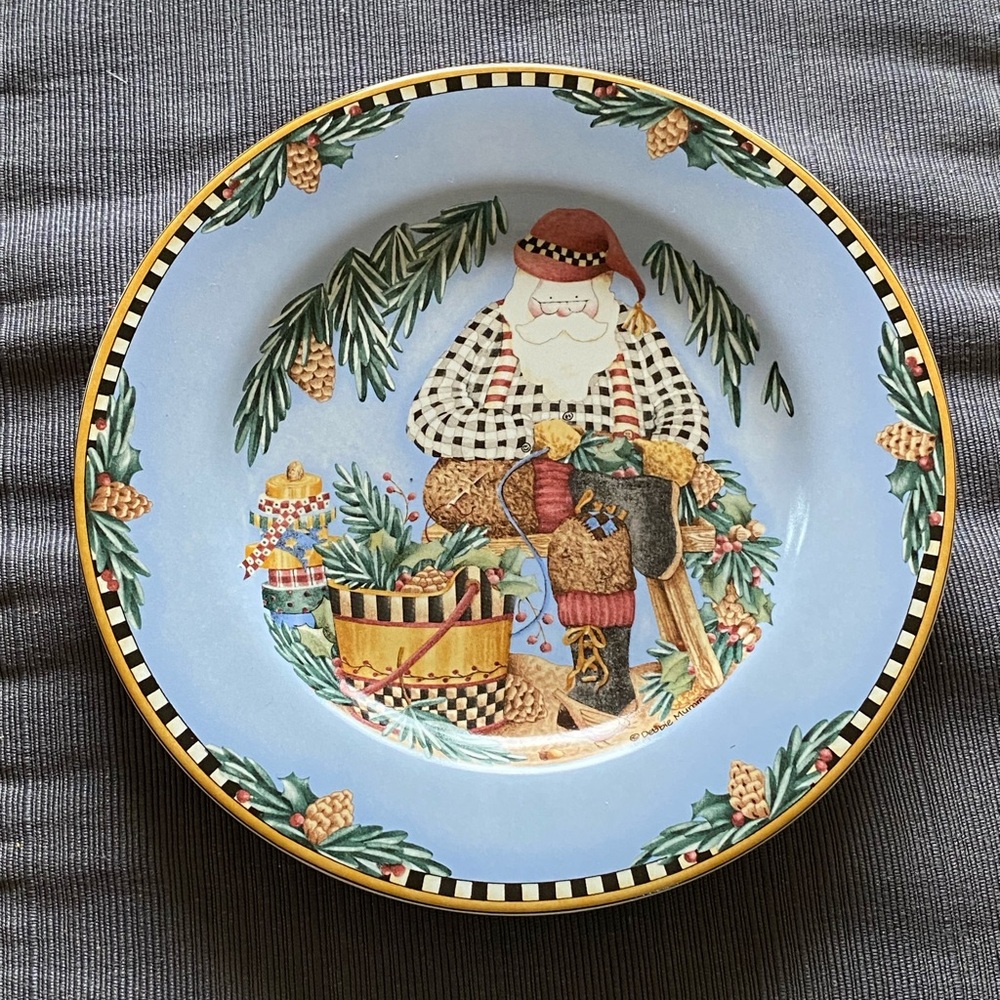 Sakura Woodland Santa Stoneware Plates Set of 4